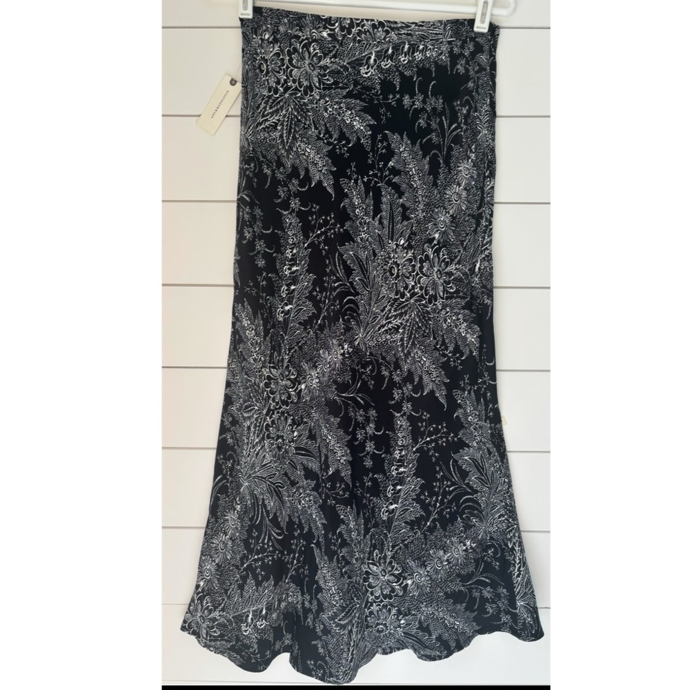 NWT “ANTHROPOLOGIE” SATIN MIDI SKIRT “MAEVE“ BLACK & WHITE Women’s SIZE 4
